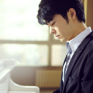 日巨乳AV女优在线播放
